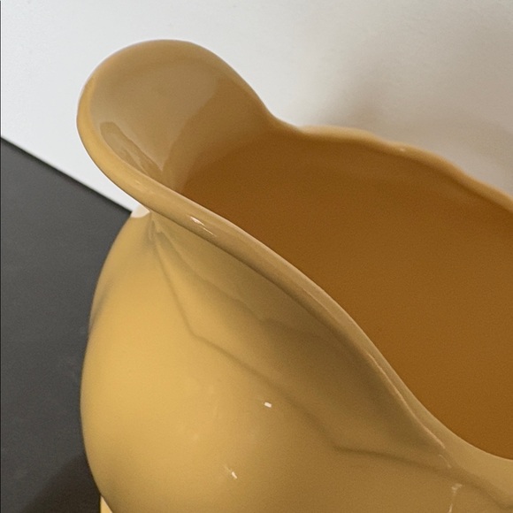 Vintage Grindley Yellow Laburnum Petal Ware Jug - Picture 8 of 14